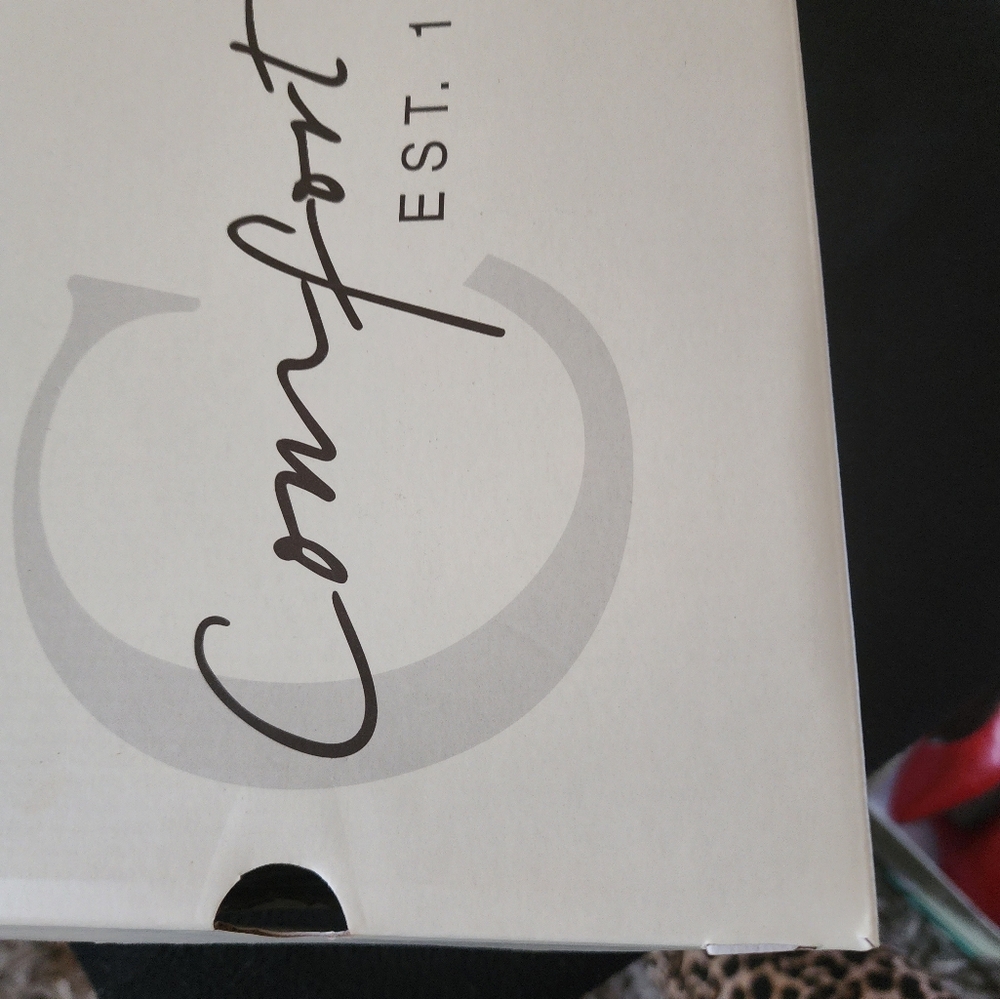 Womens shoes
